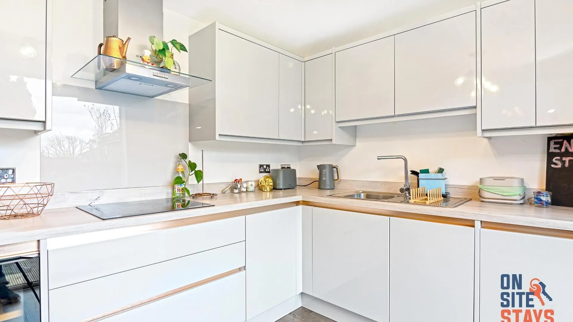 Onsitestays Welling, Modern 2 Bed House, Free Parking & Wifi Welling
