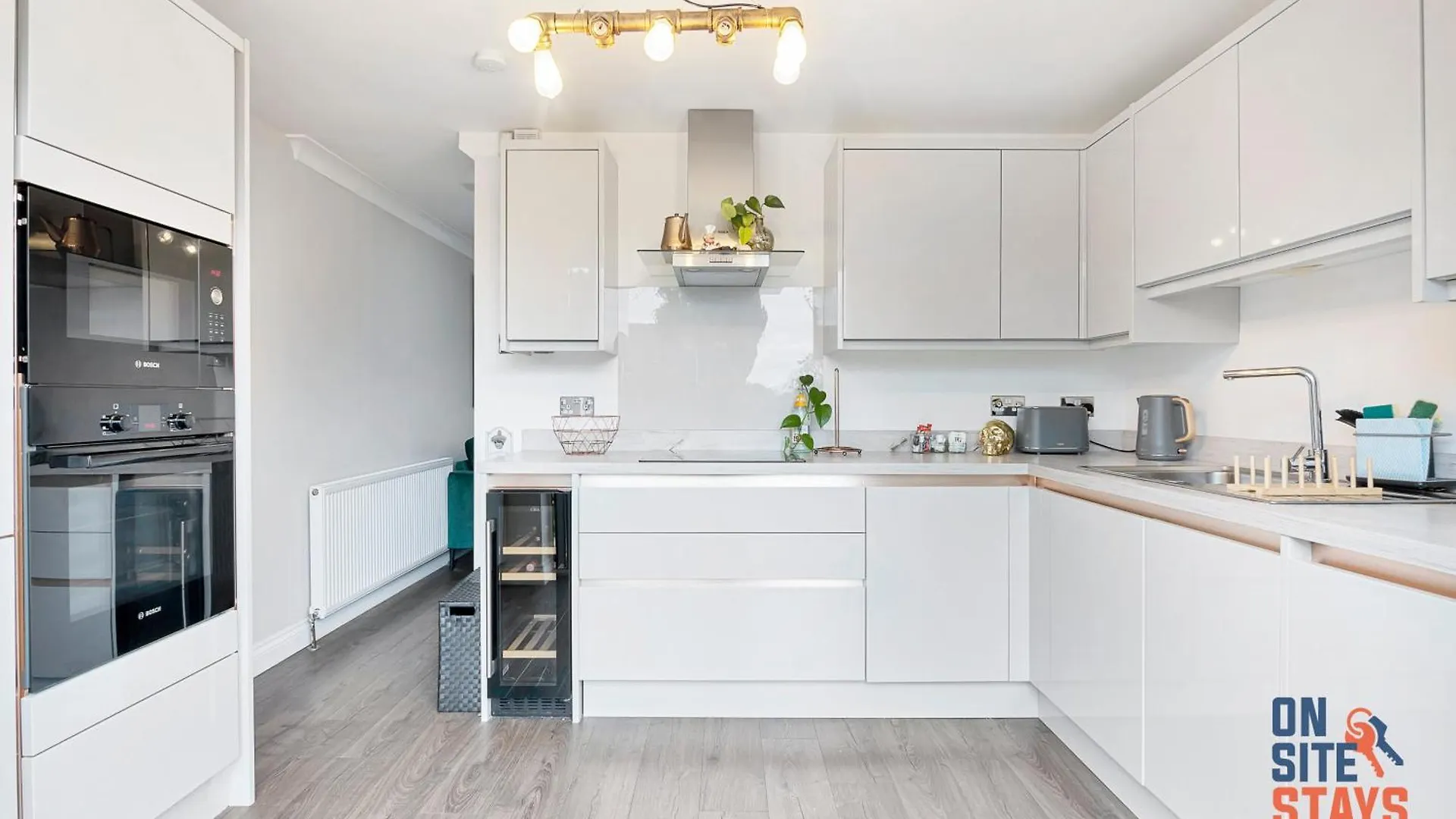 Onsitestays Welling, Modern 2 Bed House, Free Parking & Wifi Holiday home